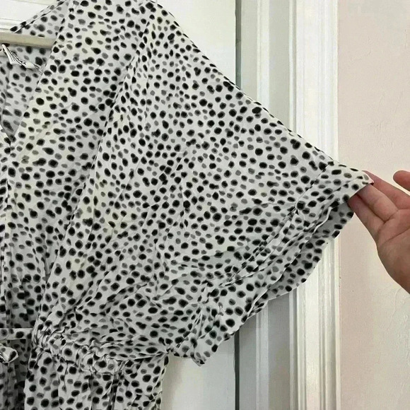 Monki Kaftan Flowy midi dress white black dotted size M/L Beach summer vacation - Picture 6 of 7